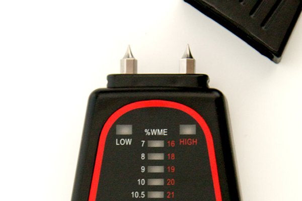 Product Secondary Image:TRIMINATOR Moisture Meter
