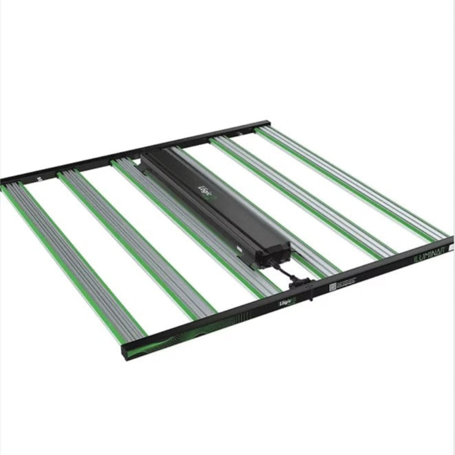 Iluminar Lighting iLogic Multi Spectrum PLUS 700W